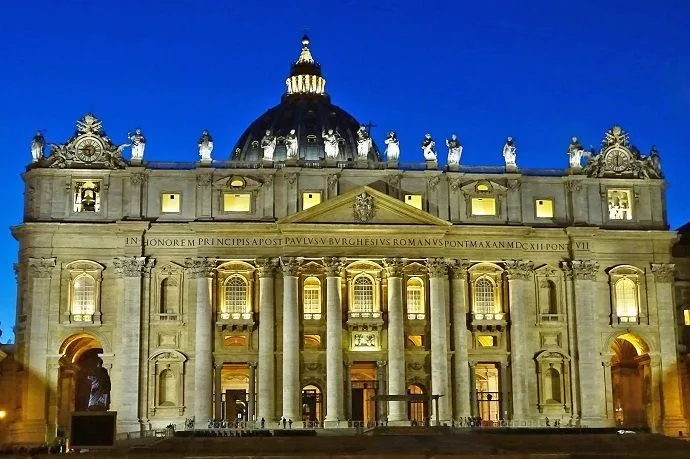 Creación de la Basílica de San Pedro