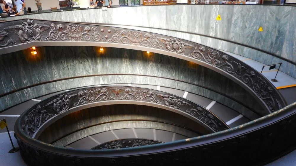Arquitectura de la Escalera de Bramante